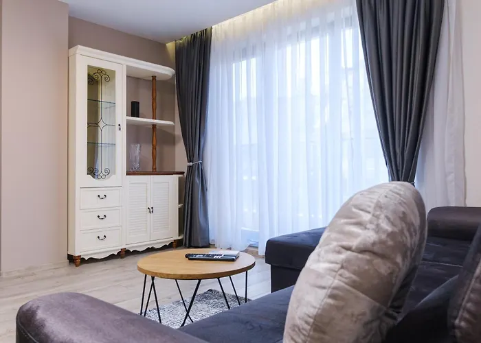 Ldv 13 Free Private Parking Daire