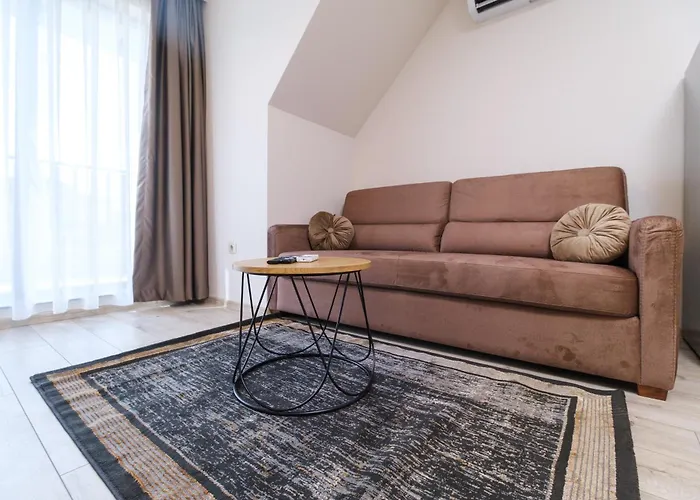 Ldv 13 Free Private Parking Daire