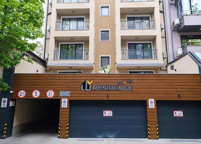 Ldv 13 Free Private Parking Daire Filibe